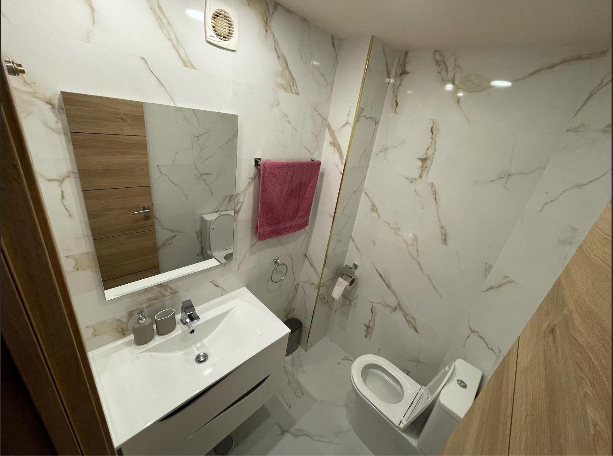 Quarto em Acomodações Particulares Rua Luciano Cordeiro *